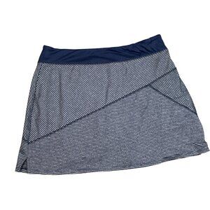 Lola Womens Striped Skort M/L Navy Stripe Athleisure Sporty Tenniscore Preppy 90